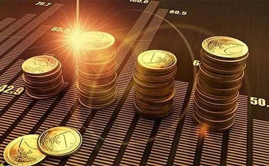 沪金日内最大振幅超1.3%，925-94